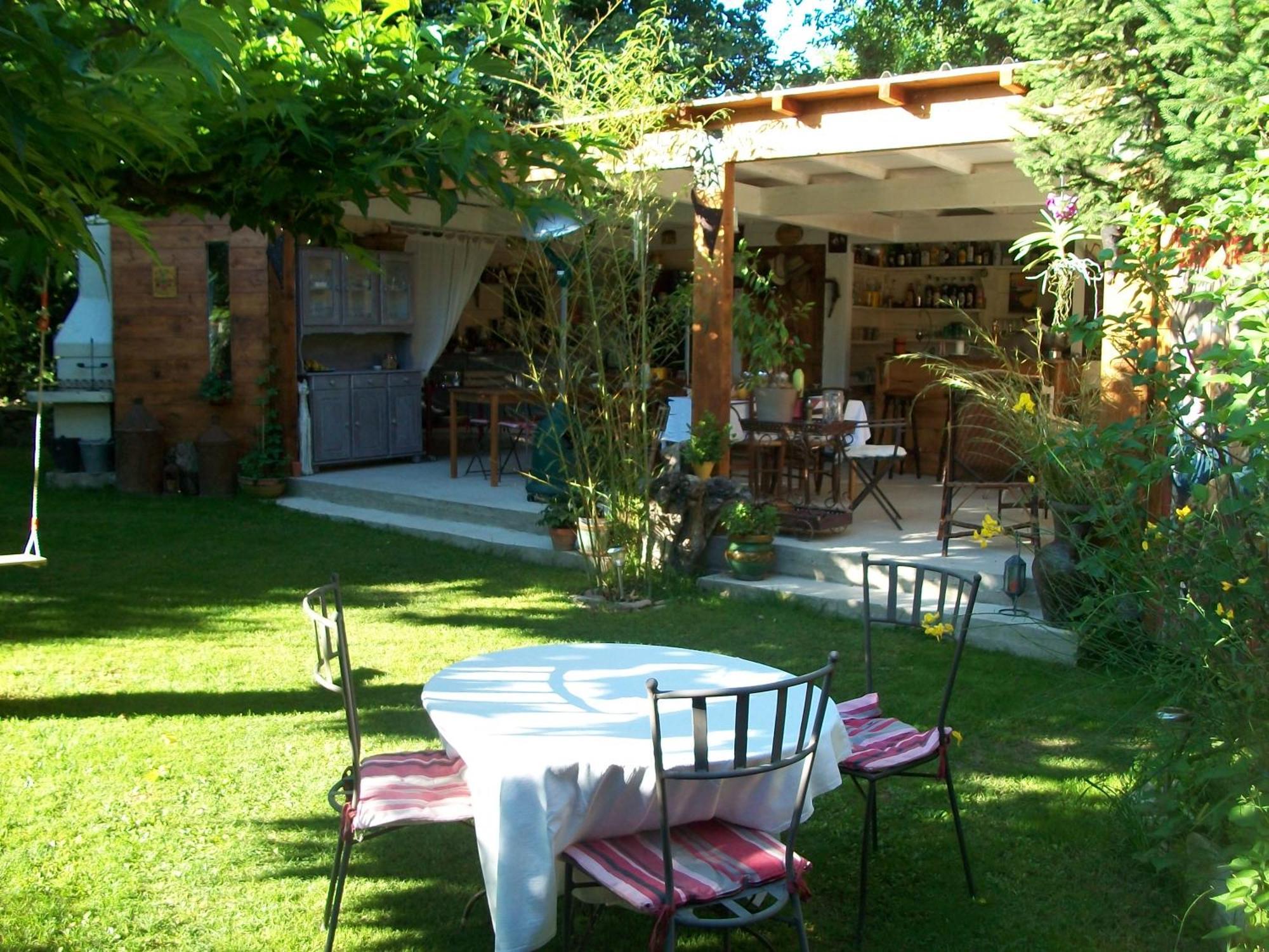 Hotel Le Mazet Des Beaujots Monteux Exterior foto