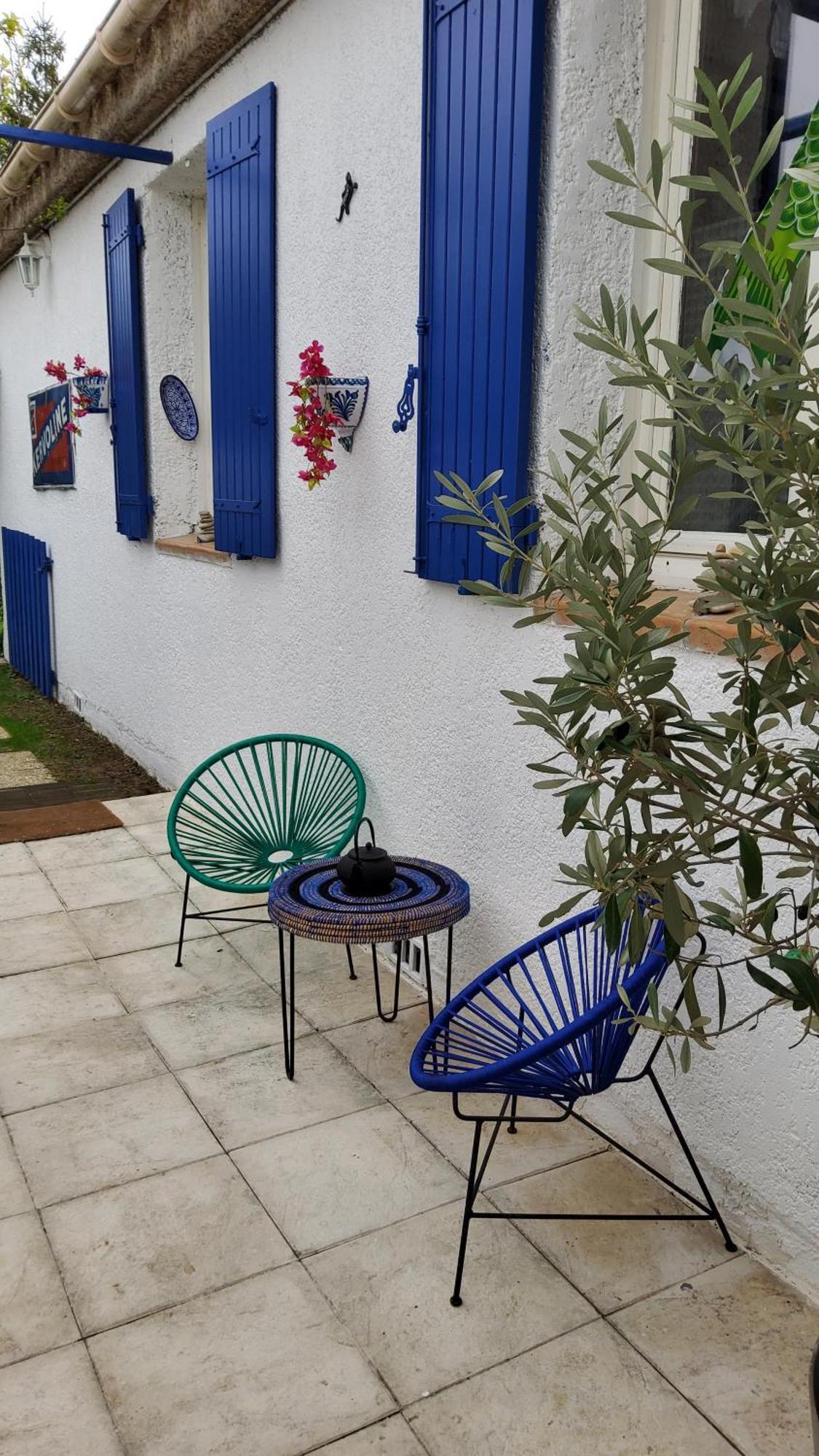 Hotel Le Mazet Des Beaujots Monteux Exterior foto